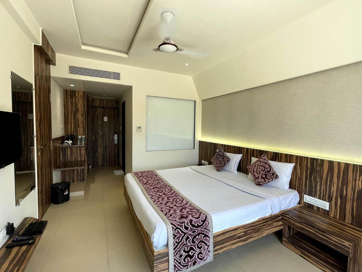 Hotel Grand Parivaar Igatpuri Zewnętrze zdjęcie