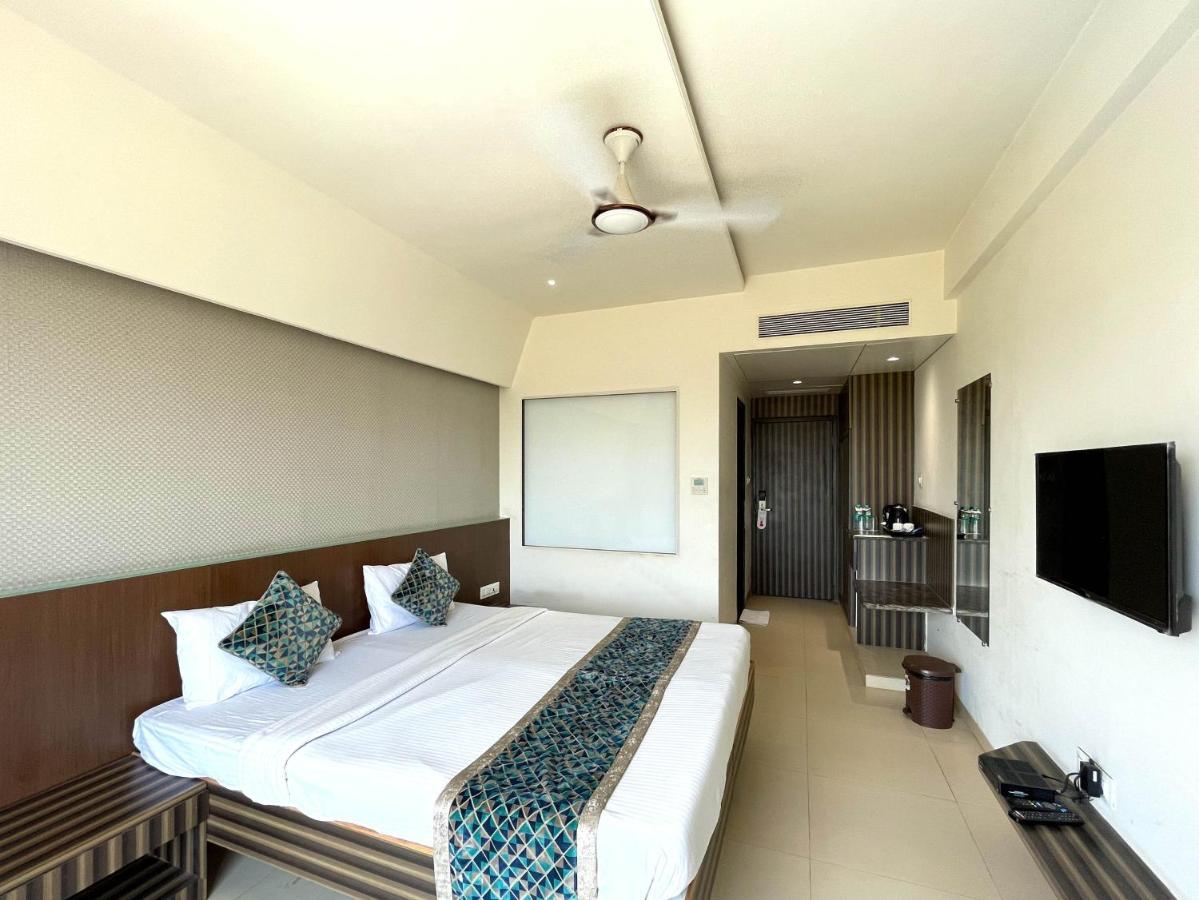 Hotel Grand Parivaar Igatpuri Zewnętrze zdjęcie
